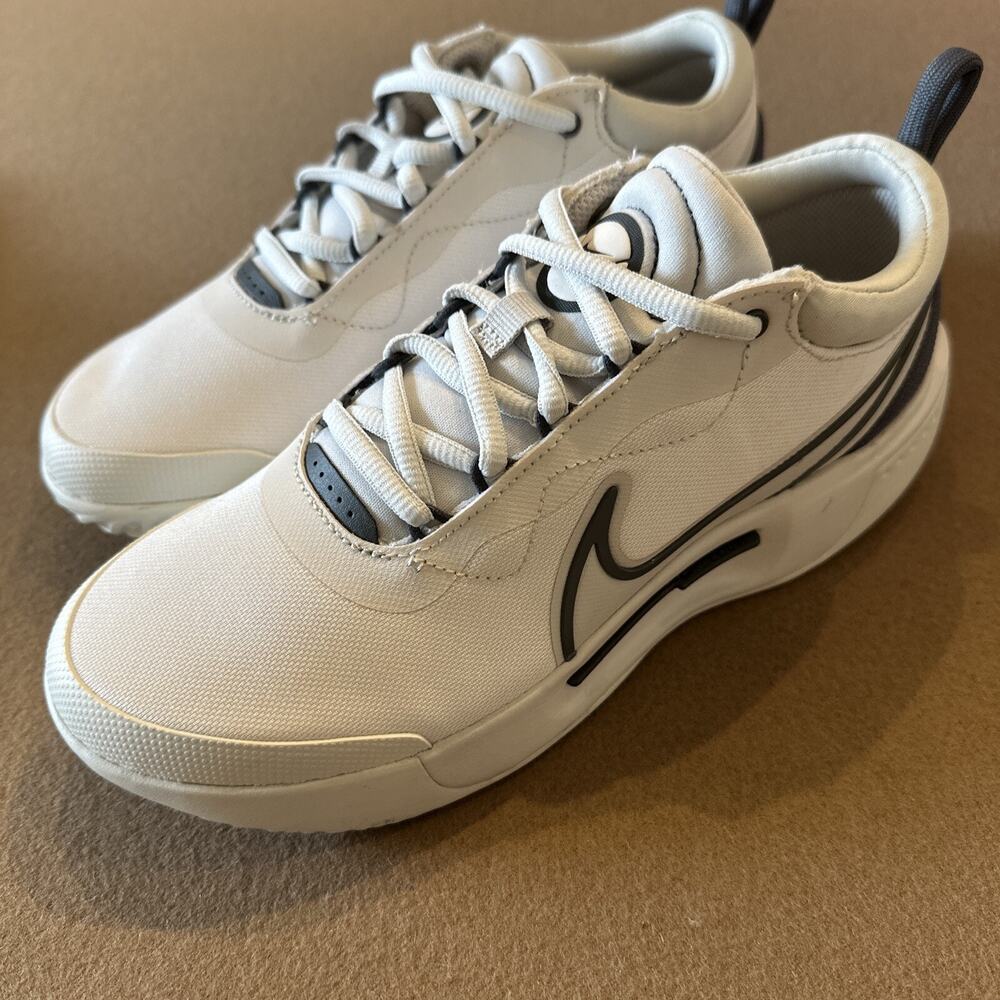 Size 6- NikeCourt Zoom Pro HC Phantom Iron Grey